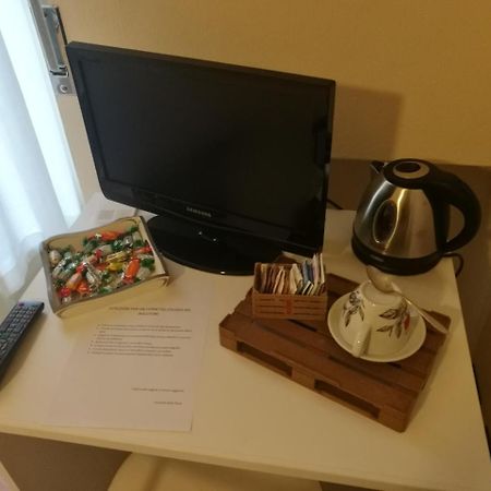 Locanda Della Pieve Tizzano Val Parma Εξωτερικό φωτογραφία