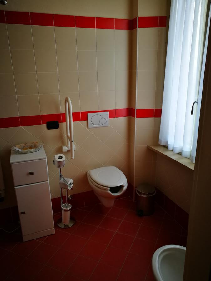 Locanda Della Pieve Tizzano Val Parma Εξωτερικό φωτογραφία