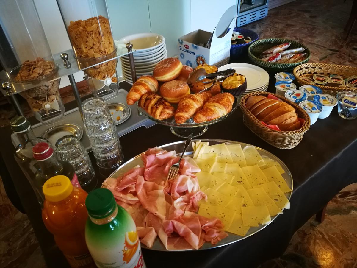 Locanda Della Pieve Tizzano Val Parma Εξωτερικό φωτογραφία