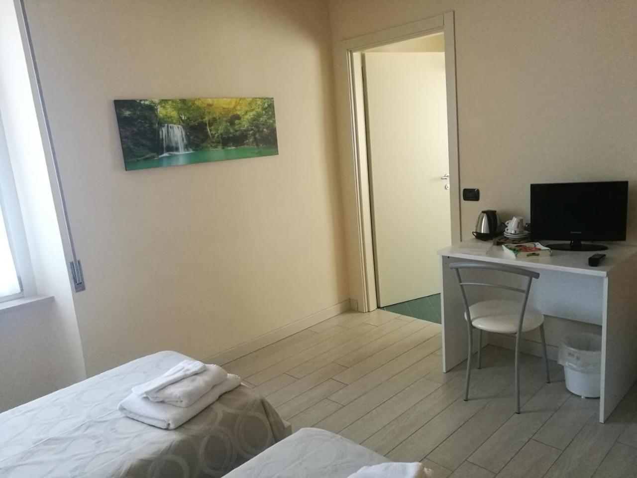 Locanda Della Pieve Tizzano Val Parma Εξωτερικό φωτογραφία
